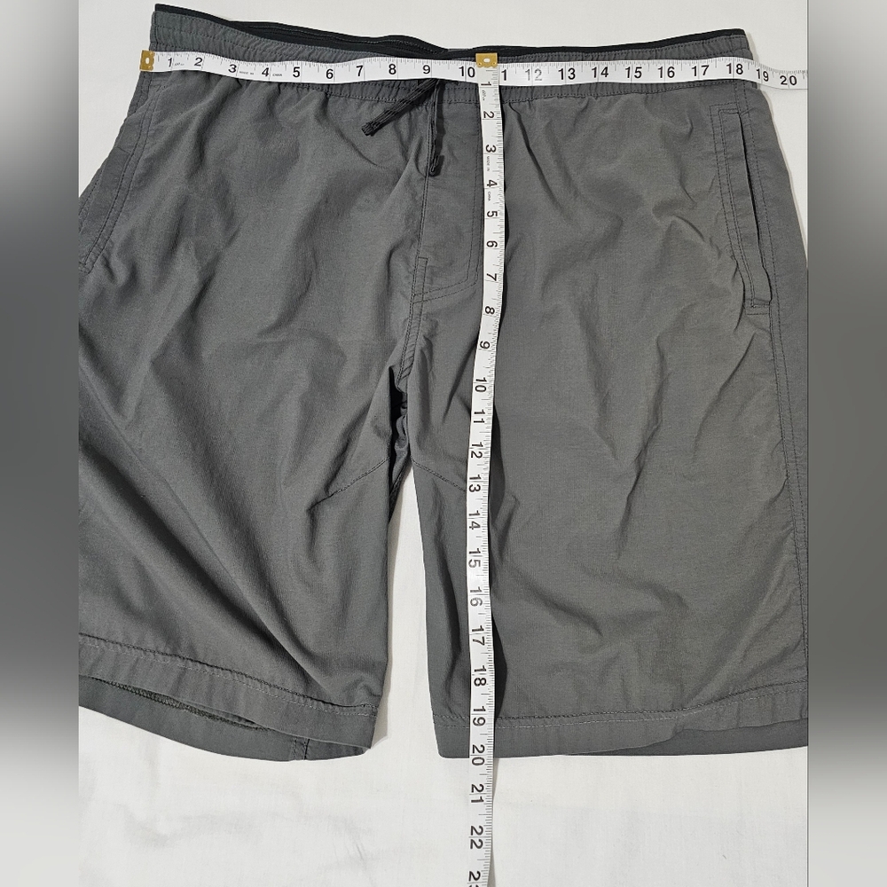 KÜHL Gray Performance Shorts XL Mens Athletic Hiking Outdoor Lightweight Stretch - Picture 7 of 7